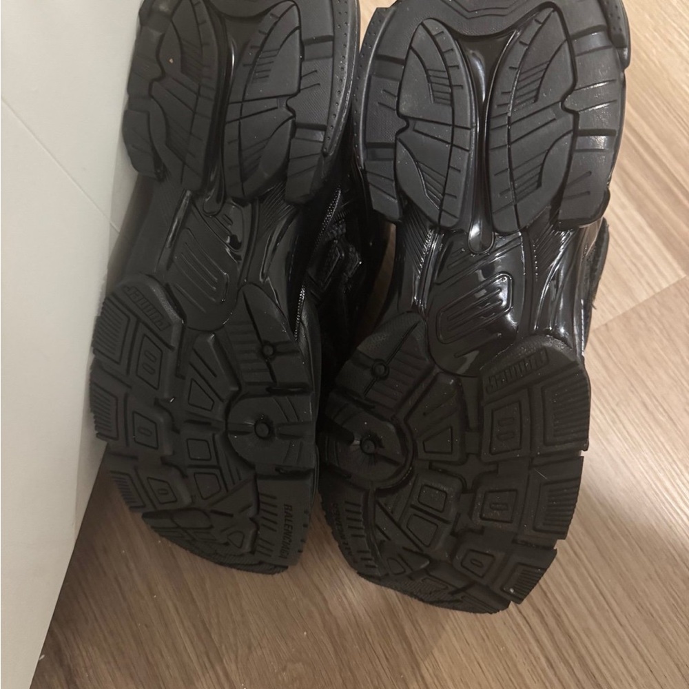 Balenciaga Black Athletic Shoes with Durable Traction